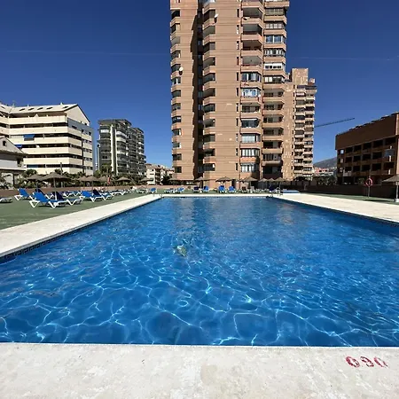 아파트 Atico Con Piscina Privada Y Vistas Al Mar 푸엔히롤라