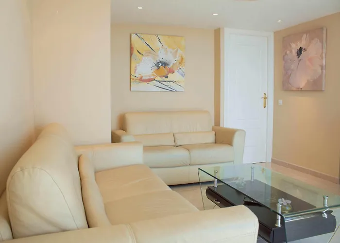 דירה Atico Con Piscina Privada Y Vistas Al Mar פואנגירולה