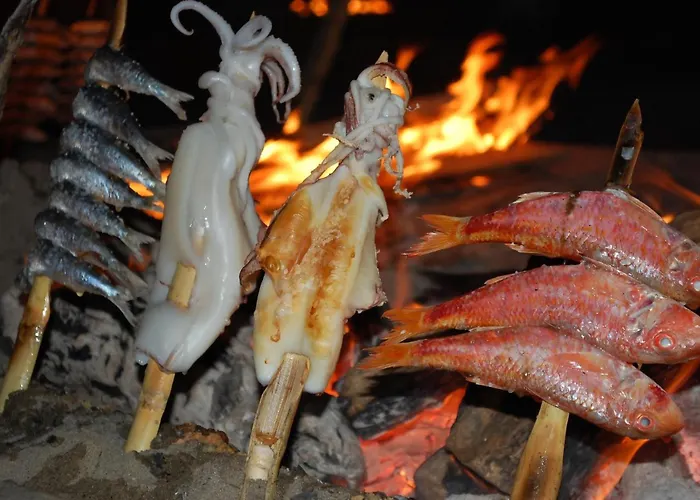 Atico Con Piscina Privada Y Vistas Al Mar פואנגירולה