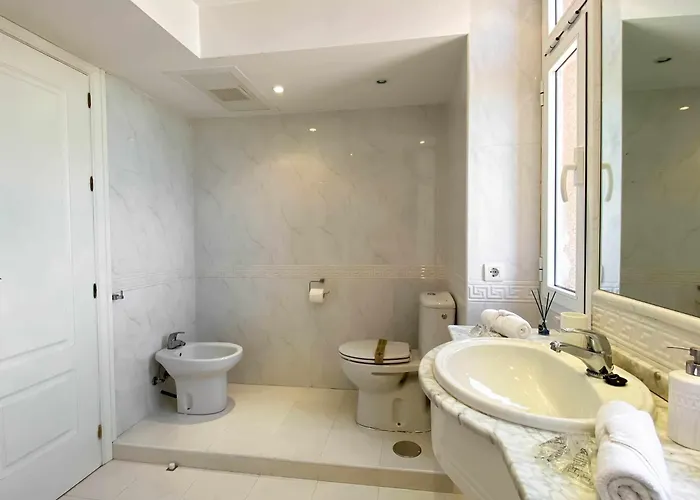 ático Con Piscina Privada Y Vistas Al Mar *