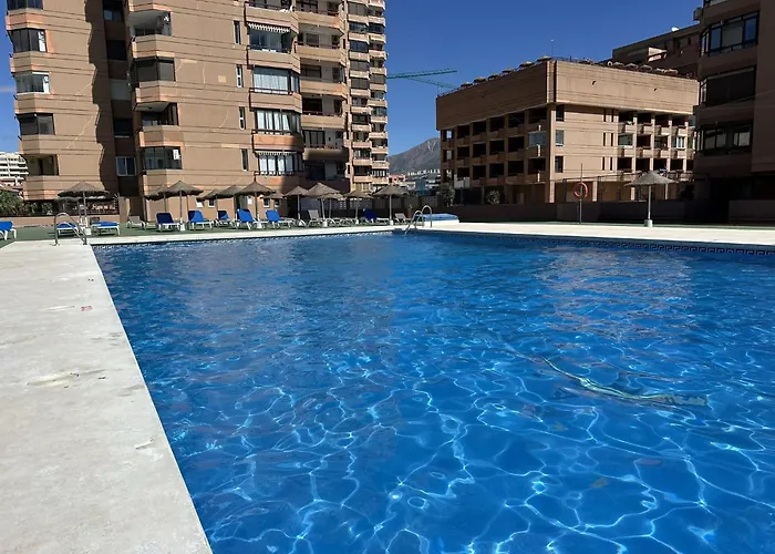 Apartamento ático Con Piscina Privada Y Vistas Al Mar *