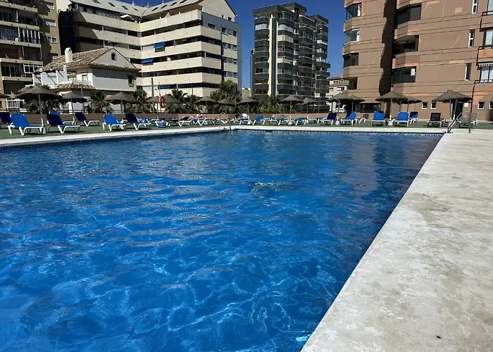 ático Con Piscina Privada Y Vistas Al Mar Fuengirola